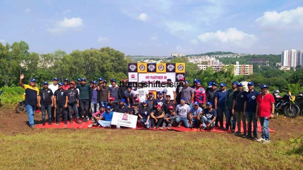 Big Biking Commune conducts Ayudha Puja with Bikers of Pune