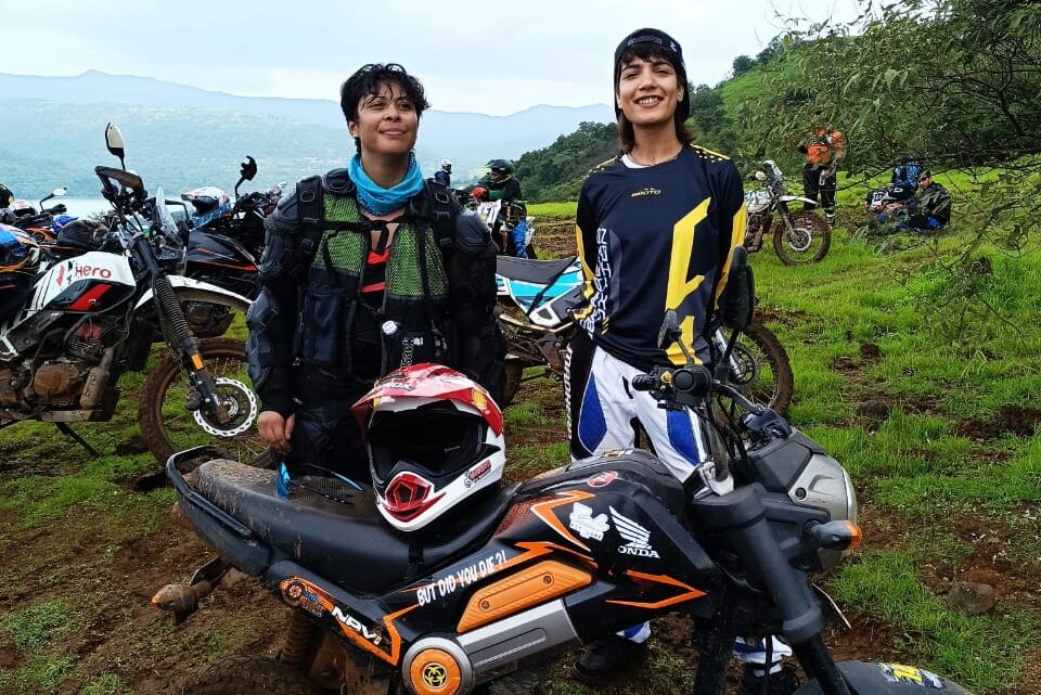 Honda Navi 110cc: Pocket bike Conquers an Offroad Expedition!